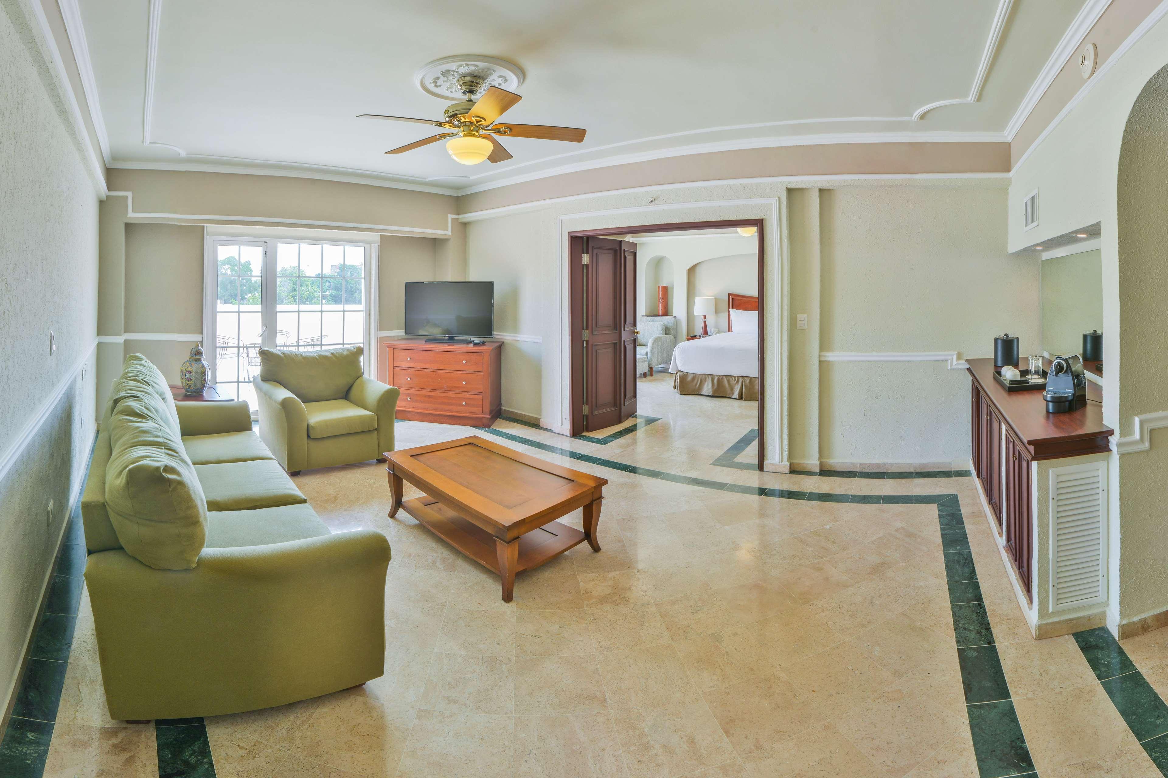 Villa Mercedes Curio Collection By Hilton Mérida Extérieur photo